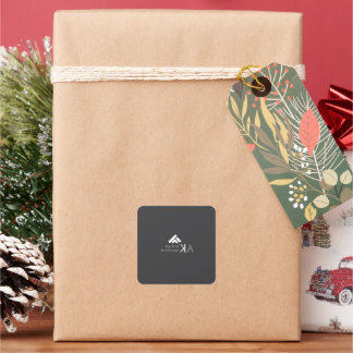 Adesivo Quadrado Folhas de Papel Modernas com Monograma em Negrito