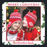 Adesivo Quadrado Foto da família Watercolor Holly Merry Christmas<br><div class="desc">Crie a sua própria foto da família Vestido de Natal/selo de envelope. Adicione sua própria foto,  texto e nome e crie um adesivo de Natal muito pessoal e exclusivo. Você pode adicionar o adesivo na sua correspondência de casamento.</div>
