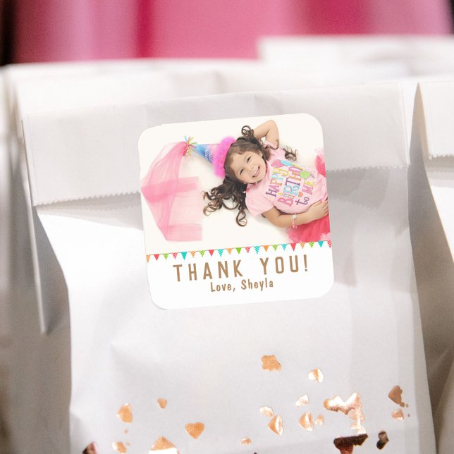 Adesivo Quadrado Foto de aniversário de Bandeira Colorida Brincadei (Criador carregado)