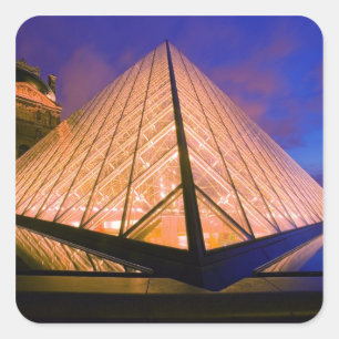 Adesivo Quadrado França, Paris. O museu do Louvre ao crepúsculo. 2
