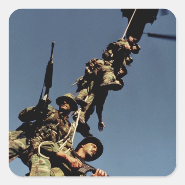 Adesivo Quadrado Fuzileiros navais em um SPIE RIG. um dispositivo d (Frente)