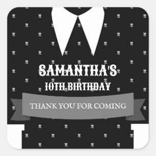 Adesivo Quadrado Garotinha gótica de vestido preto Aniversário