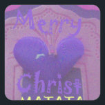 Adesivo Quadrado Hakuna Matata Felry Christmas Love Design.jpg<br><div class="desc">Hakuna Matata Feliz Design de Amor de Natal. Belo design de cor roxa com um coração azul maravilhoso e um brilho no fundo. Uma das mais recentes design Hakuna Matata nesta maravilhosa época de Natal e na maravilhosa estação maravilhosa. Compartilhe o amor do Natal com esta arte original Hakuna Matata...</div>