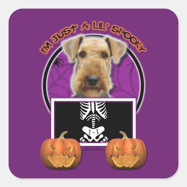 Adesivo Quadrado Halloween - Apenas um mauzinho - Airedale (Frente)
