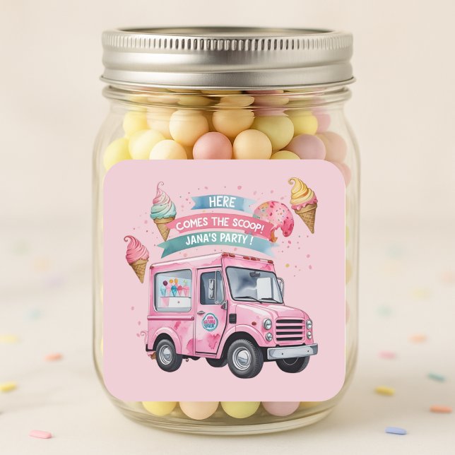 Adesivo Quadrado Here Comes the Scoop! Pink Ice Cream Truck  (Criador carregado)