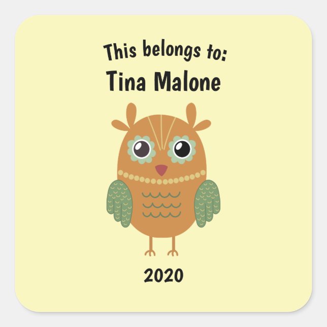 Adesivo Quadrado Isto pertence ao Amarelo da Coruja Marrom da Escol (Frente)