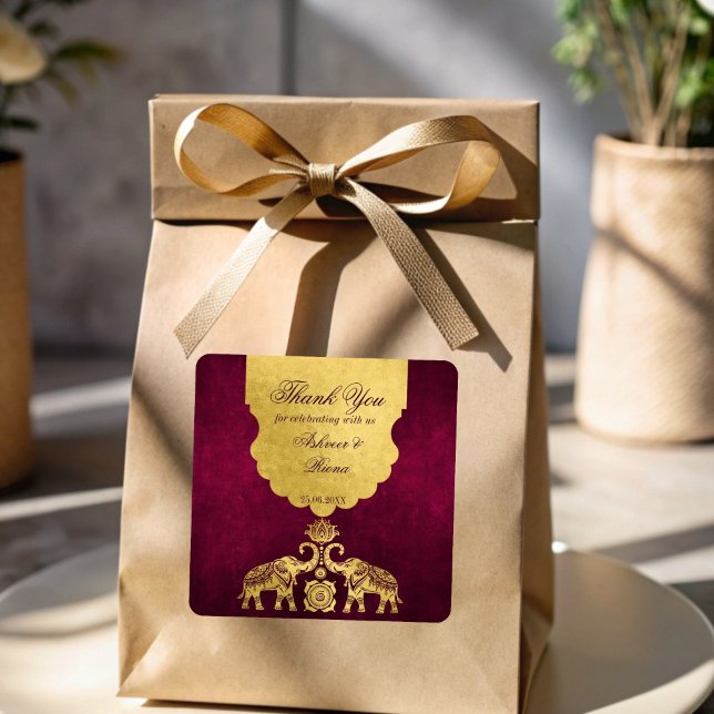 Adesivo Quadrado Maroon e elefantes dourados obrigado de casamento  (Maroon and gold elephants Indian wedding thank you Square Sticker)