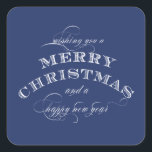 ADESIVO QUADRADO MERRY CHRISTMAS STICKER BLUE<br><div class="desc">MERRY CHRISTMAS STICKER EM CORES AZUIS E BRANCAS. USE ESTE NA MODA PARA TODOS OS RÓTULOS DE PRESENTE DE NATAL E COMO SELOS DE PLACA DE NATAL ENVELOPE. DESEJOSOS DE UM NATAL E UM FELIZ ANO NOVO.</div>