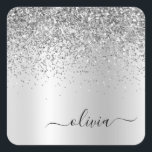 Adesivo Quadrado Monograma de Metal com Brilho Prateado Nome Glam<br><div class="desc">Etiquetas de Endereço em Papel com Monograma e Inicial de Metal com Brilho Prateado Falso e Faísca Metálica para Festas. Isso faz o presente perfeito para alguém que ama luxo e estilos chiques em datas como 16 anos, casamento, chá de noiva, aniversário de casamento, chá de bebê ou despedida de...</div>