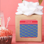 Adesivo Quadrado Natal Personalizado Holly & Berries<br><div class="desc">Estes doces sagrados e bagas são impressos de uma colagem projetada por Helen McCartney Designs.</div>