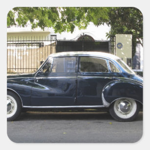Adesivo Quadrado O velho, mas muito bem guardado carro Audi.