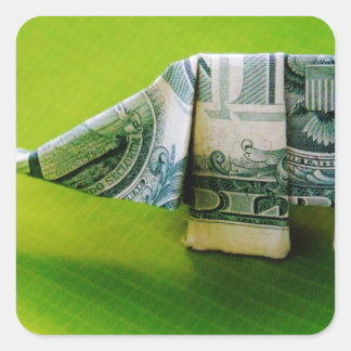 Adesivo Quadrado Origami de lei de dólar Elefante em fundo verde
