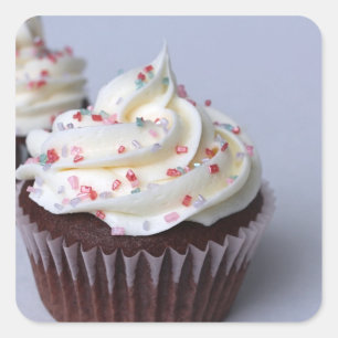 Adesivo Quadrado Os cupcakes modernos do chocolate polvilham o