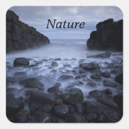 Adesivo Quadrado Pebolhas e Rochas ao longo da Praça da Linha Coste