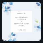 Adesivo Quadrado Peônias canto da flor elegante<br><div class="desc">Flores delicadas e azuis em aquarela. Coleção completa disponível aqui https://www.zazzle.com/collections/blue_and_delicate_blooms-119793753692700841</div>