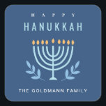 Adesivo Quadrado Pequeno e simples velas de menorah azul feliz Hanu<br><div class="desc">Se precisar de mais alguma personalização,  por favor,  sinta-se à vontade para me enviar uma mensagem em yellowfebstudio@gmail.com.</div>