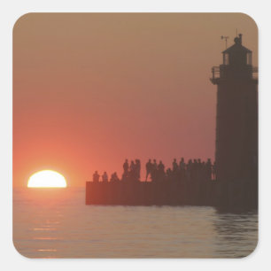 Adesivo Quadrado Pessoas farol pôr do sol silhueta ao sul