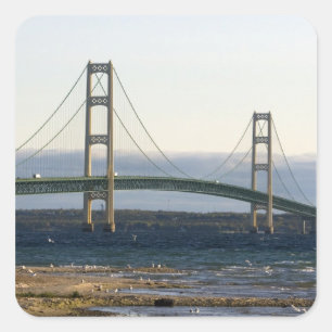 Adesivo Quadrado Ponte Mackinac que abrange o estreito de 4
