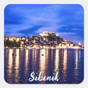 Adesivo Quadrado Porto iluminado em Sibenik, Croácia