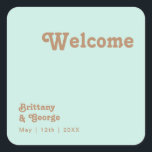 Adesivo Quadrado Retro Beach | Aqua Wedding Welcome Square Sticker<br><div class="desc">Esta praia retrô | o adesivo quadrado de boas-vindas de aqua é perfeito para o seu simples casamento vintage, colorido de boho tropical no verão. Sua única fonte boêmica do século do médio dá a essa design uma víbora hippie minimalista clássica. Suponha que você esteja procurando por uma design que...</div>