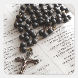 Adesivo Quadrado Rosary On Bíblia