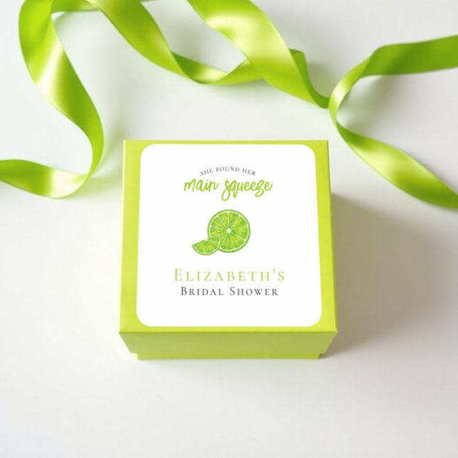 Adesivo Quadrado She Found her Main Squeeze Bridal Shower Favor (Criador carregado)