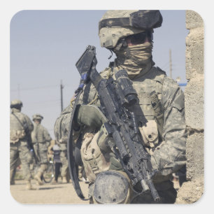 Adesivo Quadrado Soldado armado com um MK-48