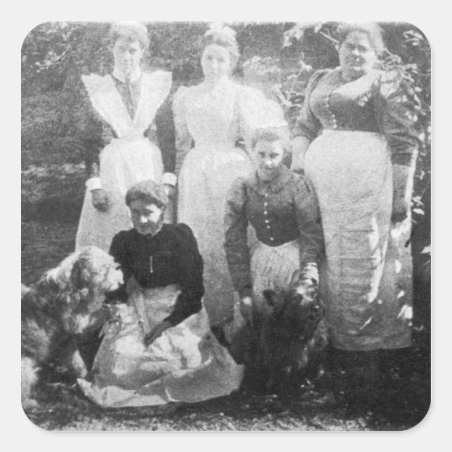 Adesivo Quadrado Sophia Farrell e empregadas, 1899 (Frente)
