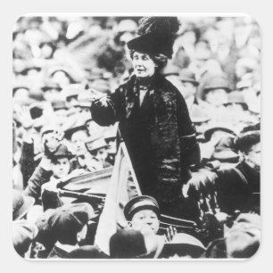 Adesivo Quadrado Sra. Emmeline Pankhurst Addressing uma multidão