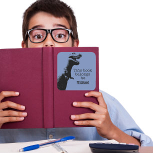Adesivo Quadrado T-Rex Personalizado Este livro pertence a
