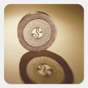 Adesivo Quadrado Tampa a céu aberto da caixa, de Cornalaragh