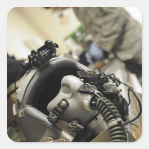 Adesivo Quadrado Um capacete inteiramente montado do grupo de vôo