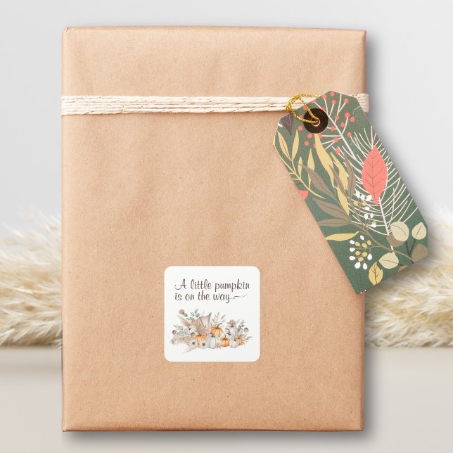 Adesivo Quadrado Um Pequeno Pumpkin está no caminho do Chá de frald (A Little Pumpkin Is On The Way Baby Shower Sticker)