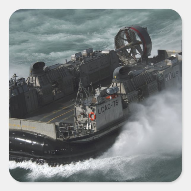 Adesivo Quadrado Uma almofada de ar do Artesanato de aterrissagem d (Frente)