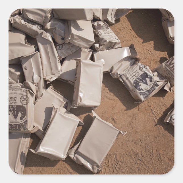 Adesivo Quadrado Uma pilha de refeições prontas para comer (Frente)