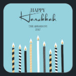 Adesivo Quadrado Velas de Feriado Moderno Feliz Hanukkah<br><div class="desc">Personalize o texto personalizado acima. Você pode encontrar itens de coordenação adicionais na nossa coleção "Modern Happy Hanukkah Candles".</div>