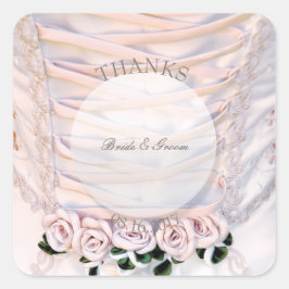 Adesivo Quadrado Vestido Branca com Casamento Rosa