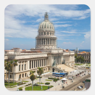 Adesivo Quadrado Vista de um prédio do Capitólio em Havana, Cuba