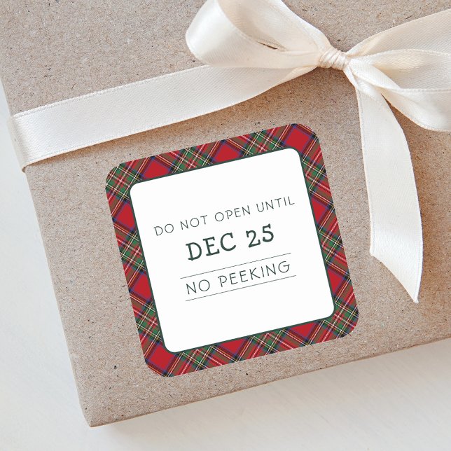 Adesivo Quadrado Xadrez Vermelha de Natal Stewart Tartan (Rustic Plaid Do Not Open Stewart Tartan Square Sticker)