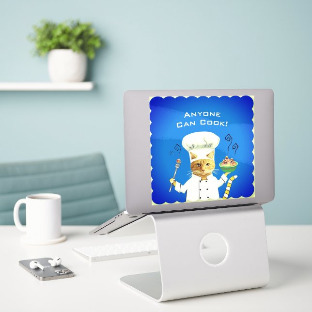 Adesivo Qualquer Um Pode Cozinhar Vinheta Grande (Laptop na mesa)