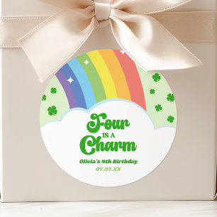 Adesivo Quatro é um Charm Rainbow 4º aniversário