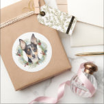Adesivo Rat Terrier Christmas Wreath Festivo Pup<br><div class="desc">Procurando o presente de Natal perfeito para seu amigo peludo? Nosso presente de Natal é o que você precisa! Com um tema de Natal encantador, é o presente ideal para o seu querido animal de estimação. Quer você seja uma mãe de cachorro, pai de cachorro, ou simplesmente um amante de...</div>