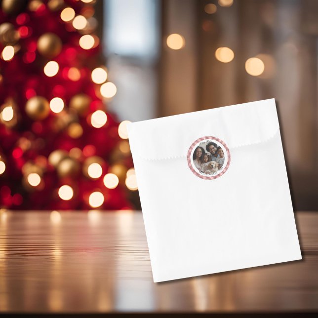 Adesivo Red Vintage Gingham Holiday Round (Gingham round holiday sticker)