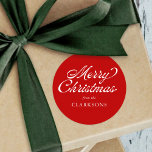 Adesivo Red Vintage Script Modern Felry Christmas<br><div class="desc">Red Vintage Script Modern Merry Christmas Classic Round Sticker é a adição perfeita aos presentes de Natal deste ano,  com o vintage styled script e seu nome.</div>