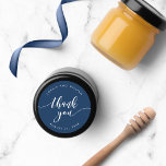 Adesivo Relaxar Script Obrigado A Cor De Fundo Editável<br><div class="desc">Versátil Obrigado adesivo com as palavras "Obrigado" em um script cursivo relaxado em branco contra uma cor de fundo editável (clique em personalizar para acessar). É perfeito para casamentos ou eventos diversos como chás de panela, chás de fraldas, etc. Personalize-o substituindo o texto do marcador de posição. Para obter mais...</div>
