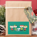 Adesivo Retangular Amendoins | Árvore de Natal de hortelã-pimenta<br><div class="desc">As designs de Natal de Charles Schulz,  que incluem os amendoins,  capturam a essência da inocência infantil e o espírito que anima a época de férias.</div>
