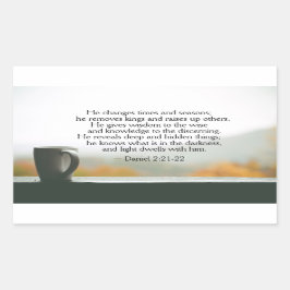 Adesivo Retangular Daniel 2:21-22 Ele muda tempos e estações