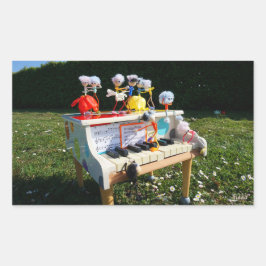 Adesivo Retangular Fubby's op piano die muziek maken en dansen.