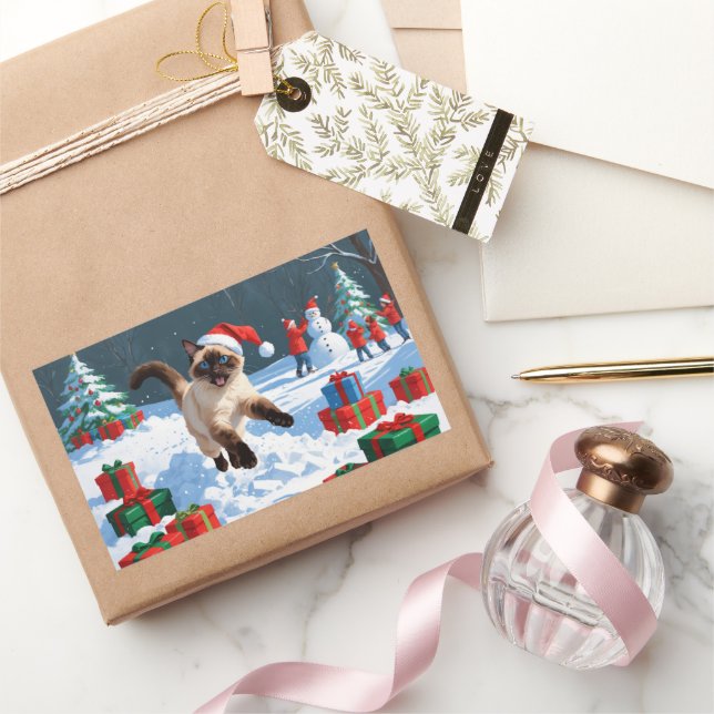 Adesivo Retangular Gato Siamês Correndo em Neve com Chapéu de Natal (Presentear)