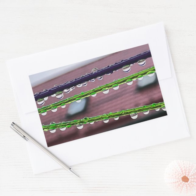 Adesivo Retangular Gotas de chuva em cordas (Envelope)